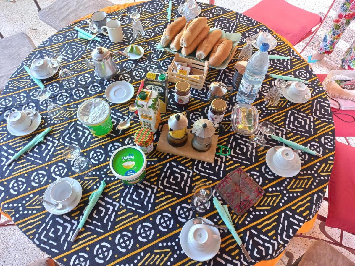 A Pousada Begue Pokai Toubab Dialaw Exterior foto