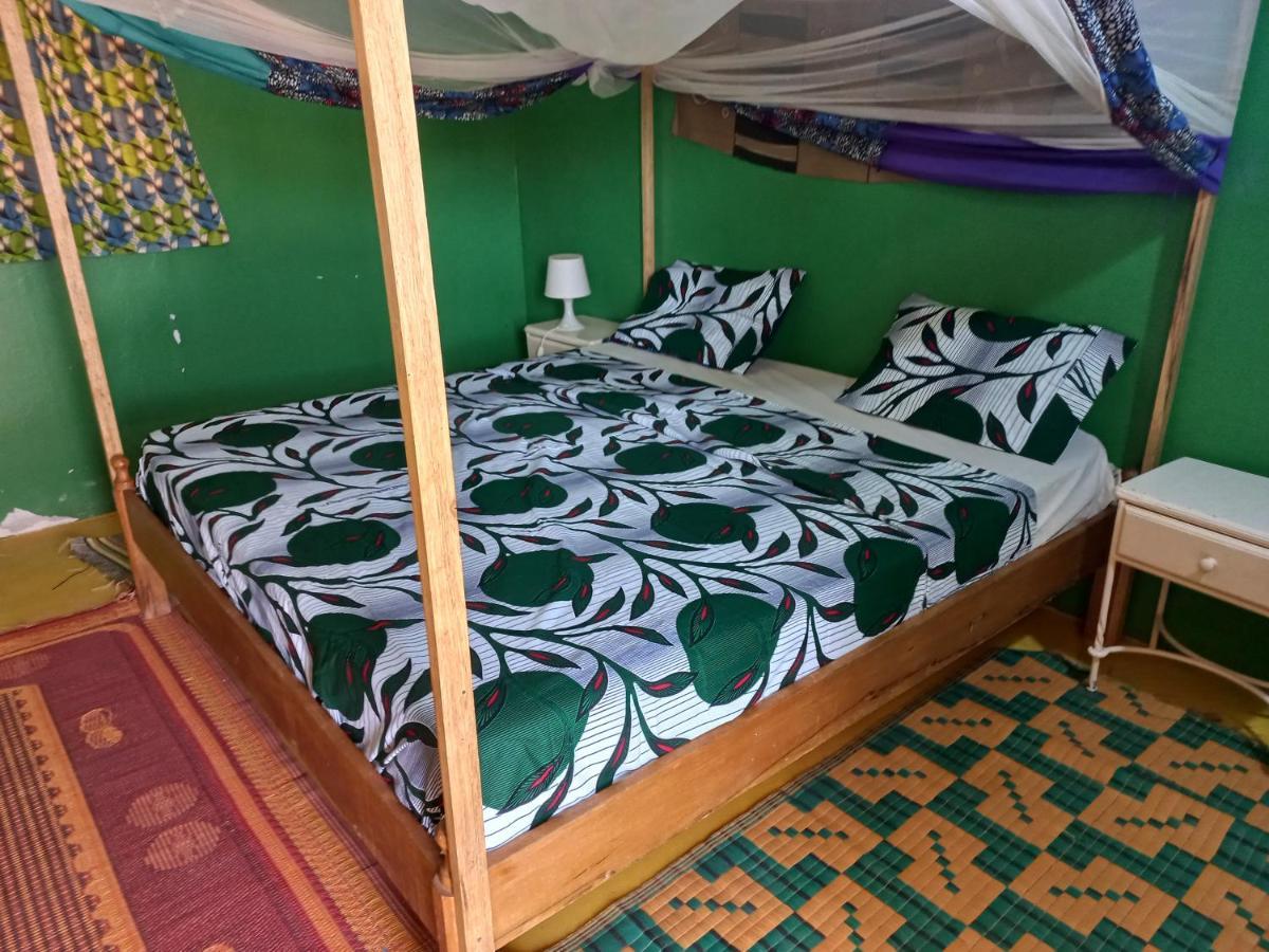 A Pousada Begue Pokai Toubab Dialaw Exterior foto