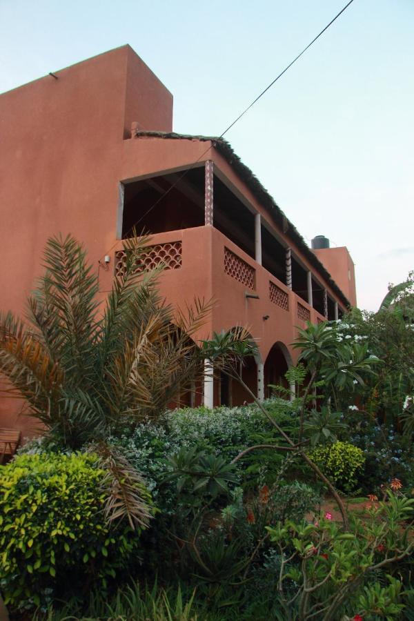 A Pousada Begue Pokai Toubab Dialaw Exterior foto