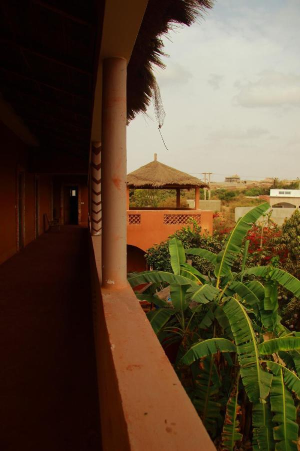 A Pousada Begue Pokai Toubab Dialaw Exterior foto
