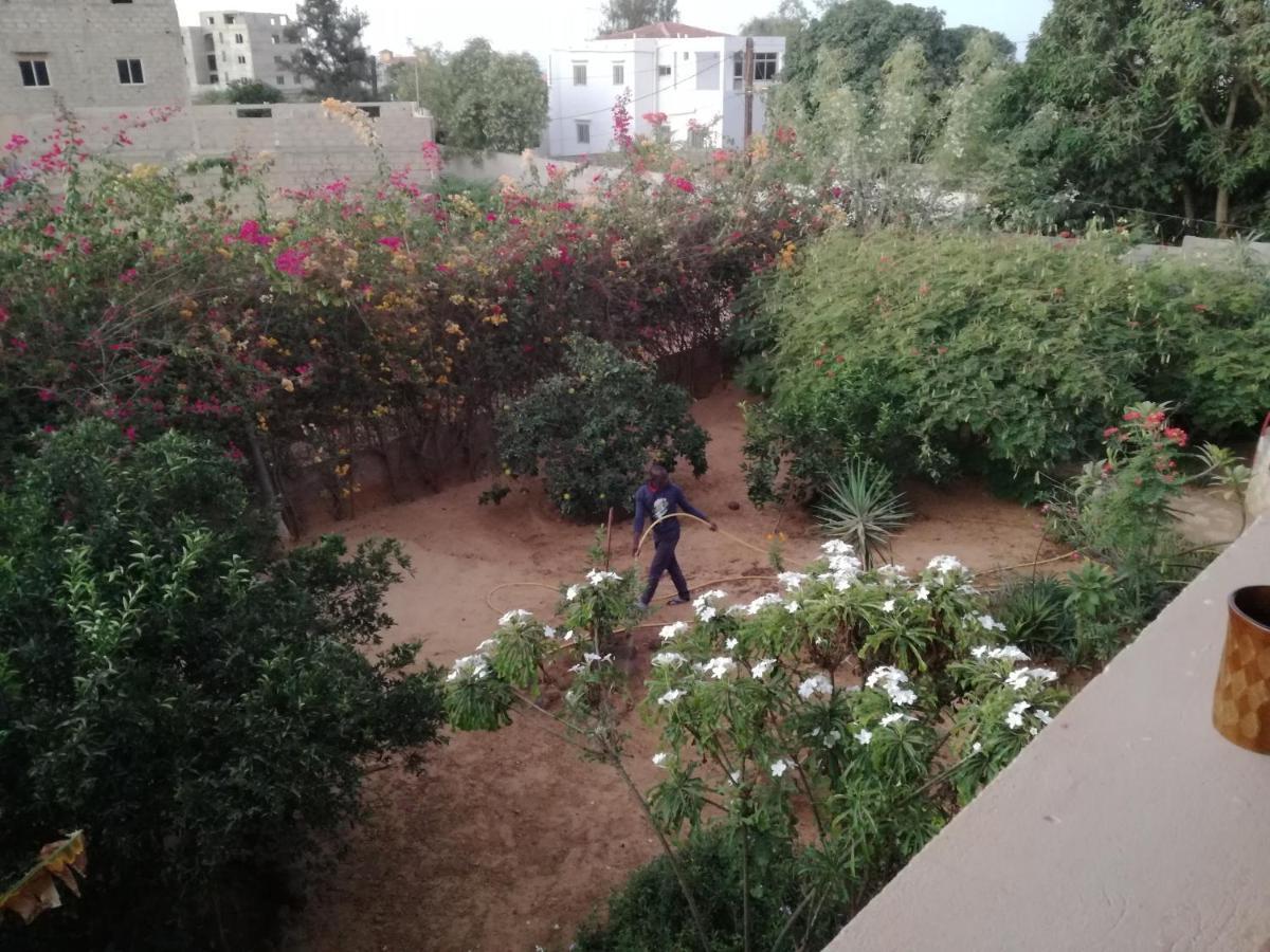 A Pousada Begue Pokai Toubab Dialaw Exterior foto